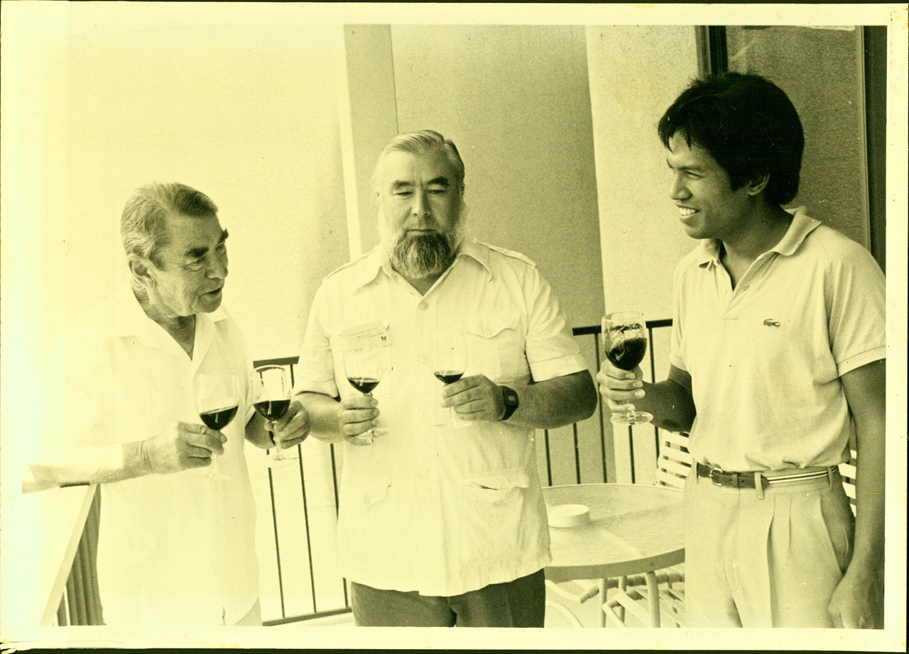 Author with Andre Tchelistcheff and John Salvi, MW / Kapalua, Maui, 1982