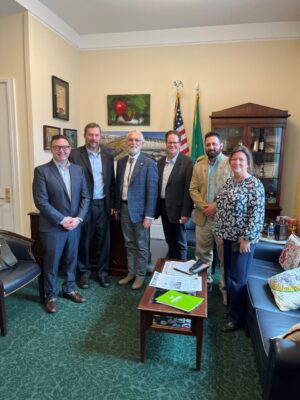 WineAmerica Board Members Ryan Pennington of Chateau Ste. Michelle Wine Estates and Marty Clubb of L'Ecole No. 41, Josh McDonald of Washington Wine Institute, Dustin Tobin of Precept Wines, Mary Reimers of Washington Winegrowers with Congressman Dan Newhouse (WA-R), co-chair of the Congressional Wine Caucus.