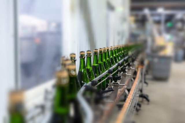 Rack & Riddle Methode Champenoise Bottling Line [Photo: Definition Films]