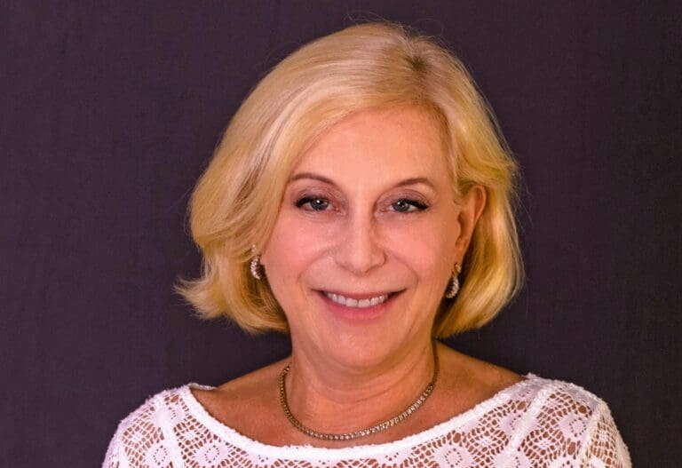 Melanie Young [Bobby Ryan Portraits]